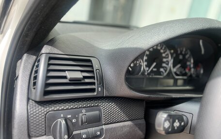 BMW 3 серия, 2004 год, 920 000 рублей, 15 фотография