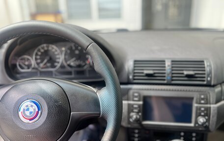 BMW 3 серия, 2004 год, 920 000 рублей, 11 фотография