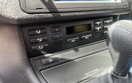 BMW 3 серия, 2004 год, 920 000 рублей, 13 фотография