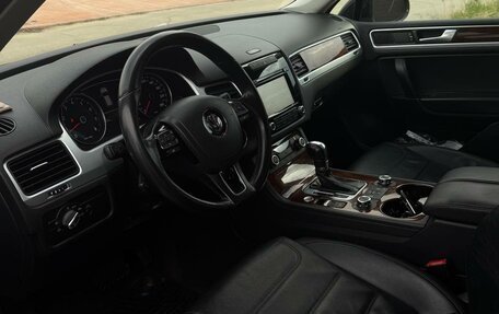 Volkswagen Touareg III, 2013 год, 2 290 000 рублей, 8 фотография