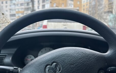 Dodge Stratus II, 2001 год, 220 000 рублей, 8 фотография