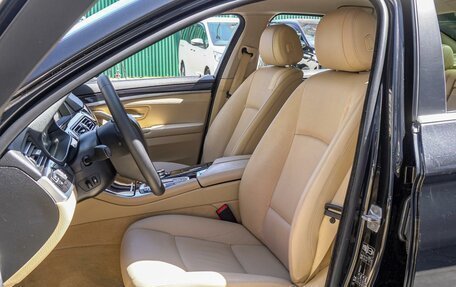BMW 5 серия, 2014 год, 1 950 000 рублей, 10 фотография