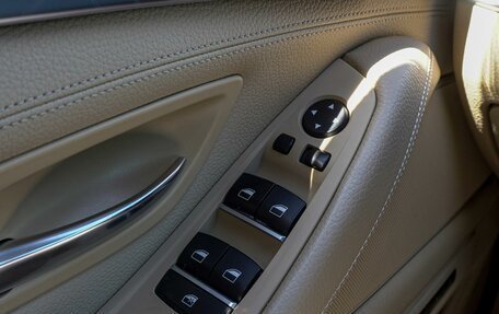 BMW 5 серия, 2014 год, 1 950 000 рублей, 19 фотография
