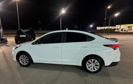 Hyundai Solaris II рестайлинг, 2020 год, 1 550 000 рублей, 4 фотография