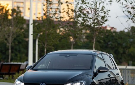 Volkswagen Golf R VII, 2019 год, 3 900 000 рублей, 1 фотография