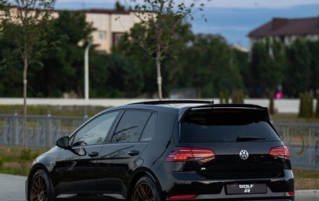 Volkswagen Golf R VII, 2019 год, 3 900 000 рублей, 11 фотография