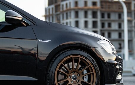Volkswagen Golf R VII, 2019 год, 3 900 000 рублей, 6 фотография