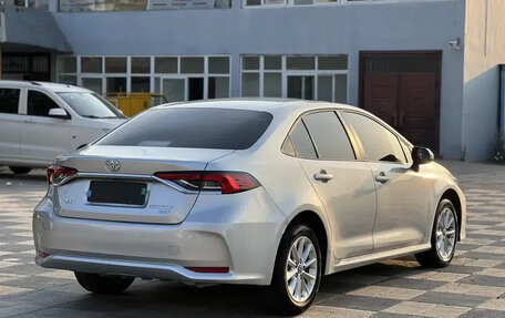 Toyota Corolla, 2022 год, 1 350 000 рублей, 6 фотография