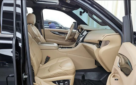 Cadillac Escalade IV, 2020 год, 5 765 000 рублей, 8 фотография