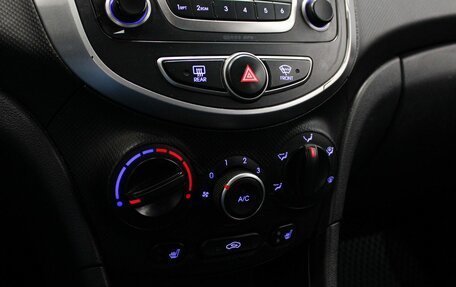 Hyundai Solaris II рестайлинг, 2015 год, 799 000 рублей, 14 фотография
