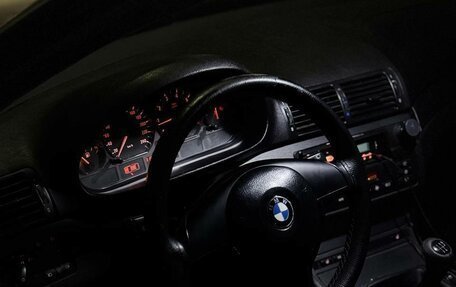 BMW 3 серия, 2004 год, 900 000 рублей, 8 фотография