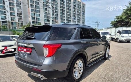 Ford Explorer VI, 2022 год, 3 350 000 рублей, 4 фотография
