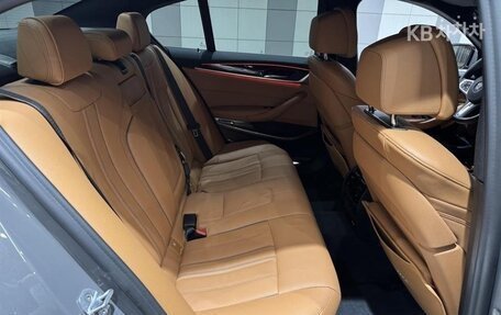 BMW 5 серия, 2022 год, 4 250 000 рублей, 10 фотография