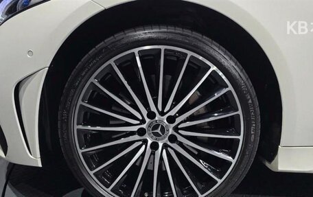 Mercedes-Benz CLS, 2022 год, 6 200 000 рублей, 5 фотография