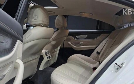 Mercedes-Benz CLS, 2022 год, 6 200 000 рублей, 11 фотография
