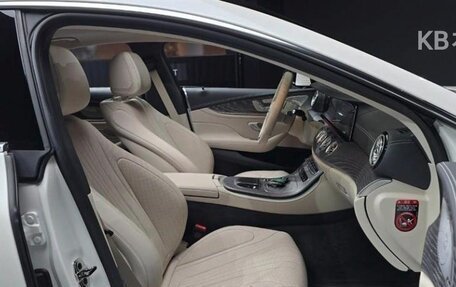 Mercedes-Benz CLS, 2022 год, 6 200 000 рублей, 9 фотография