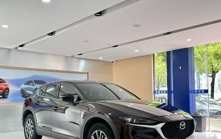 Mazda CX-4, 2021 год, 1 794 000 рублей, 2 фотография