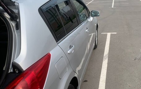 Nissan Tiida, 2010 год, 615 000 рублей, 10 фотография