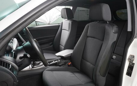 BMW 1 серия, 2011 год, 999 000 рублей, 10 фотография