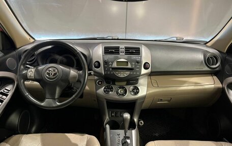 Toyota RAV4, 2006 год, 1 140 000 рублей, 18 фотография