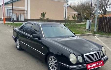 Mercedes-Benz C-Класс, 1995 год, 200 000 рублей, 3 фотография