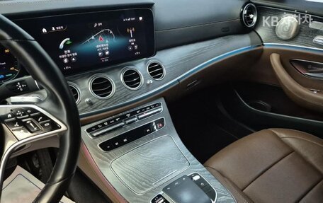 Mercedes-Benz E-Класс, 2022 год, 3 710 010 рублей, 10 фотография