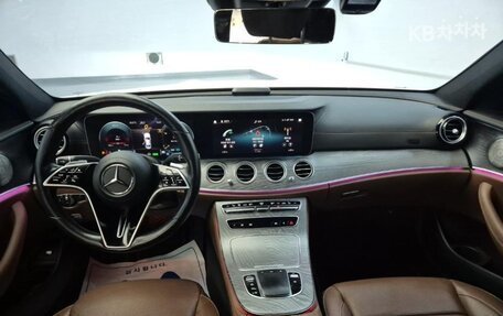 Mercedes-Benz E-Класс, 2022 год, 3 710 010 рублей, 7 фотография