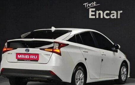 Toyota Prius IV XW50, 2021 год, 2 311 358 рублей, 2 фотография