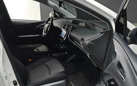 Toyota Prius IV XW50, 2021 год, 2 311 358 рублей, 10 фотография
