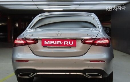 Mercedes-Benz E-Класс, 2022 год, 3 720 010 рублей, 3 фотография
