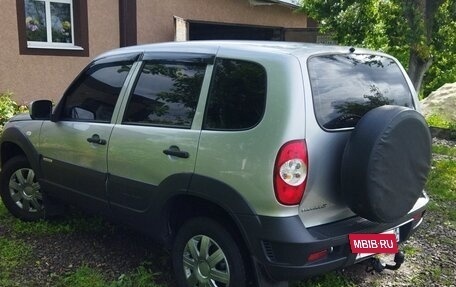 Chevrolet Niva I рестайлинг, 2017 год, 675 000 рублей, 3 фотография
