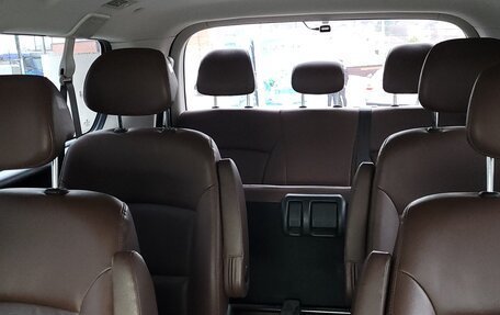 Hyundai Grand Starex Grand Starex I рестайлинг 2, 2018 год, 3 420 000 рублей, 3 фотография
