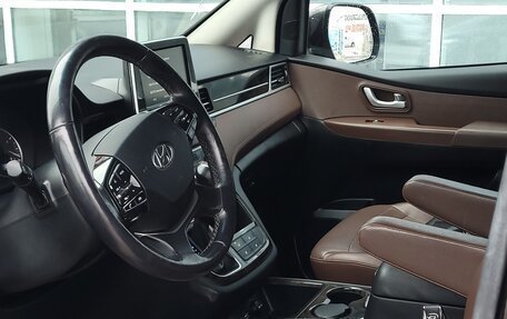 Hyundai Grand Starex Grand Starex I рестайлинг 2, 2018 год, 3 420 000 рублей, 6 фотография