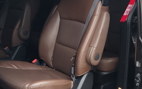 Hyundai Grand Starex Grand Starex I рестайлинг 2, 2018 год, 3 420 000 рублей, 7 фотография