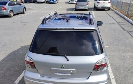 Mitsubishi Outlander III рестайлинг 3, 2005 год, 645 000 рублей, 5 фотография