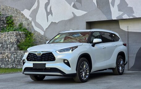 Toyota Highlander, 2025 год, 5 000 000 рублей, 1 фотография