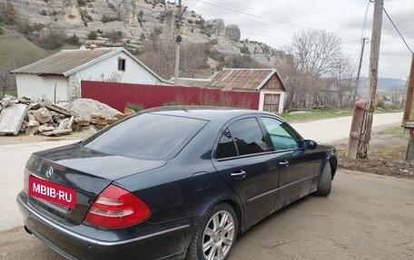 Mercedes-Benz E-Класс, 2002 год, 800 000 рублей, 2 фотография
