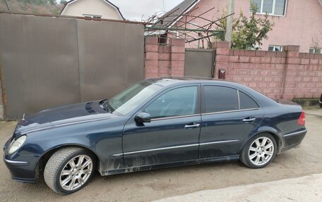 Mercedes-Benz E-Класс, 2002 год, 800 000 рублей, 4 фотография