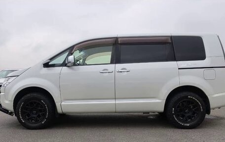 Mitsubishi Delica D:5 I, 2019 год, 2 158 000 рублей, 3 фотография