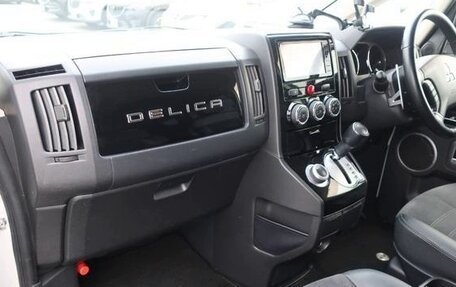Mitsubishi Delica D:5 I, 2019 год, 2 158 000 рублей, 15 фотография