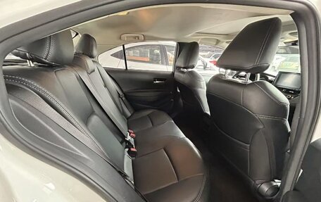 Toyota Corolla, 2021 год, 1 399 000 рублей, 5 фотография