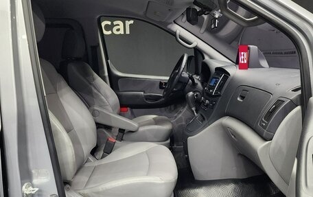 Hyundai Grand Starex Grand Starex I рестайлинг 2, 2020 год, 2 387 000 рублей, 18 фотография