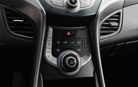 Hyundai Elantra V, 2013 год, 850 000 рублей, 9 фотография