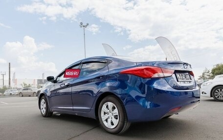 Hyundai Elantra V, 2013 год, 850 000 рублей, 14 фотография
