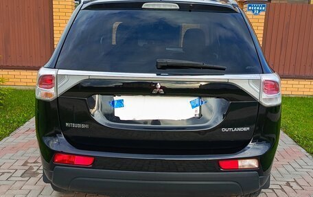 Mitsubishi Outlander III рестайлинг 3, 2012 год, 1 250 000 рублей, 6 фотография