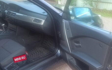 BMW 5 серия, 2006 год, 1 000 000 рублей, 3 фотография
