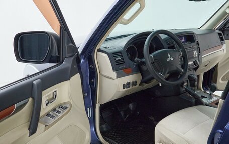 Mitsubishi Pajero IV, 2006 год, 1 695 000 рублей, 8 фотография