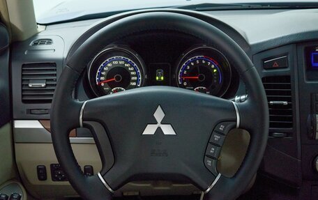 Mitsubishi Pajero IV, 2006 год, 1 695 000 рублей, 15 фотография