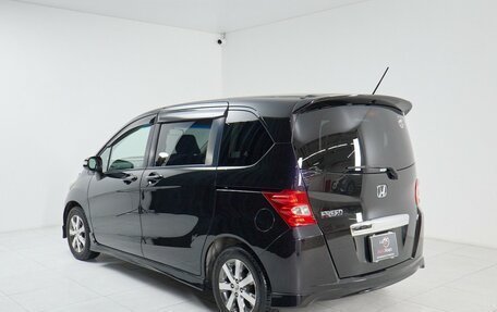 Honda Freed I, 2010 год, 995 000 рублей, 5 фотография