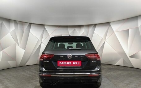 Volkswagen Tiguan I, 2018 год, 2 295 000 рублей, 8 фотография